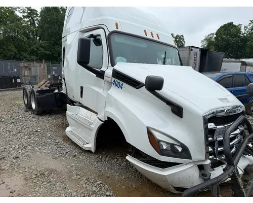 FREIGHTLINER CASCADIA 126 Complete Vehicle
