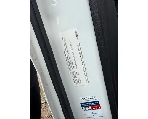 FREIGHTLINER CASCADIA 126 Complete Vehicle