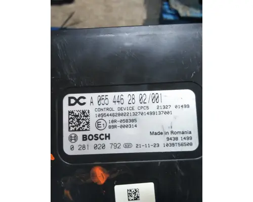 FREIGHTLINER CASCADIA 126 DASH CONTROL MODULE