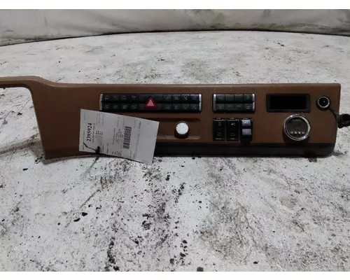 FREIGHTLINER CASCADIA 126 DASH CONTROL MODULE