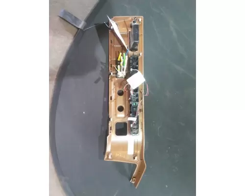 FREIGHTLINER CASCADIA 126 DASH PANEL