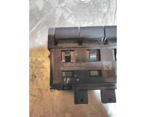 FREIGHTLINER CASCADIA 126 DASH PANEL