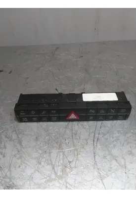 FREIGHTLINER CASCADIA 126 DASH PANEL