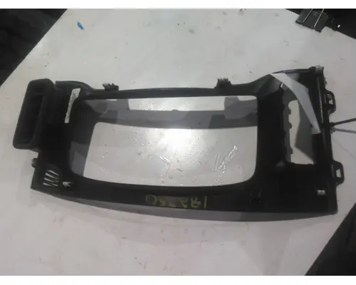 FREIGHTLINER CASCADIA 126 DASH PANEL
