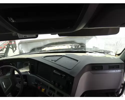 FREIGHTLINER CASCADIA 126 DASH PANEL