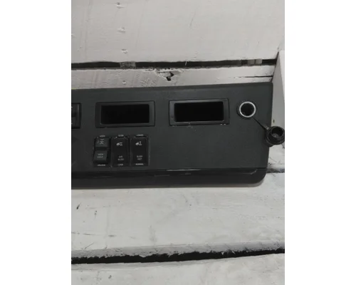 FREIGHTLINER CASCADIA 126 DASH PANEL