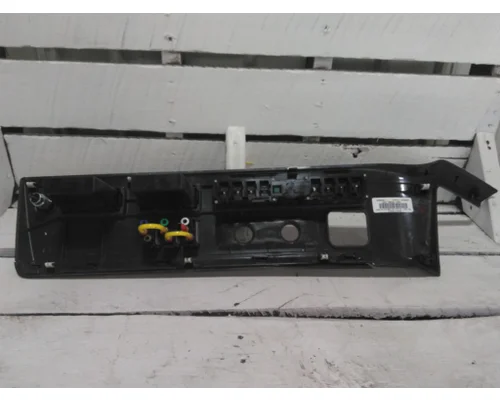 FREIGHTLINER CASCADIA 126 DASH PANEL
