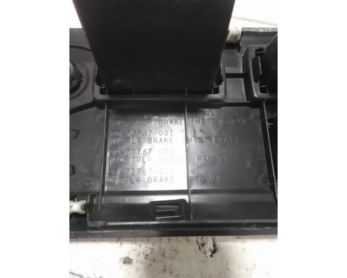 FREIGHTLINER CASCADIA 126 DASH PANEL