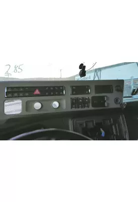 FREIGHTLINER CASCADIA 126 DASH PANEL