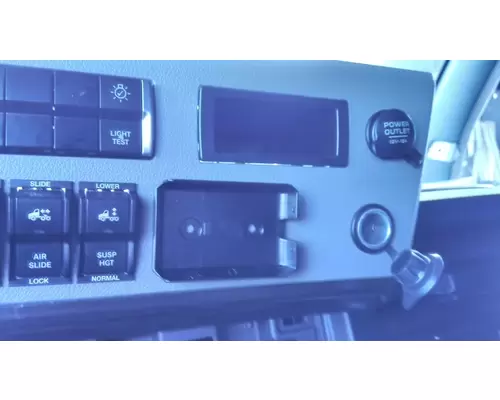 FREIGHTLINER CASCADIA 126 DASH PANEL