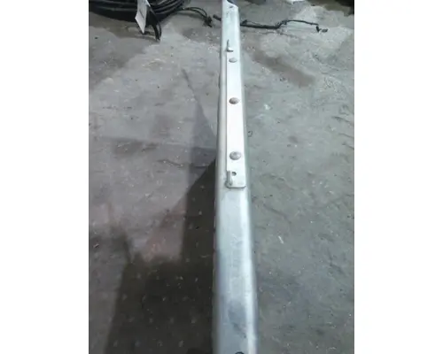 FREIGHTLINER CASCADIA 126 DECK (CATWALK) STEP