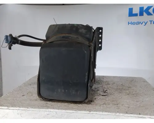 FREIGHTLINER CASCADIA 126 DEF TANK
