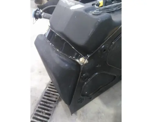 FREIGHTLINER CASCADIA 126 DEF TANK