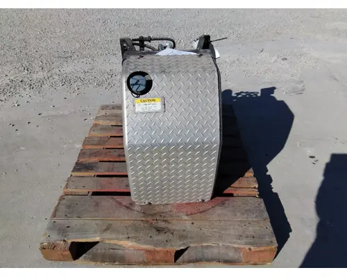 FREIGHTLINER CASCADIA 126 DEF TANK