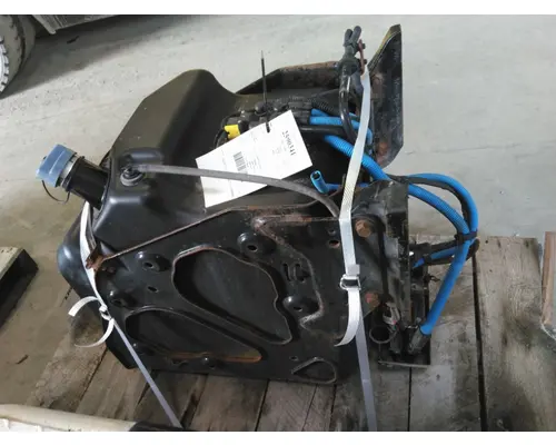 FREIGHTLINER CASCADIA 126 DEF TANK