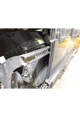 FREIGHTLINER CASCADIA 126 DEF TANK