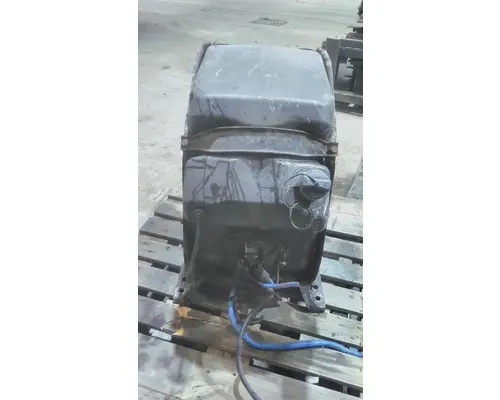 FREIGHTLINER CASCADIA 126 DEF TANK