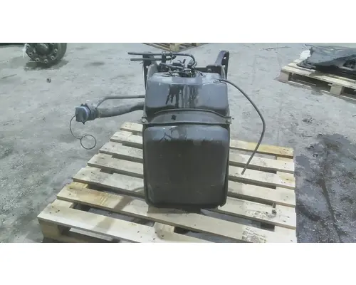 FREIGHTLINER CASCADIA 126 DEF TANK