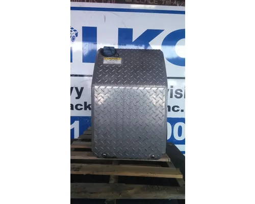 FREIGHTLINER CASCADIA 126 DEF TANK