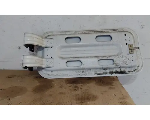 FREIGHTLINER CASCADIA 126 DOOR, COMPARTMENT