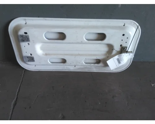 FREIGHTLINER CASCADIA 126 DOOR, COMPARTMENT