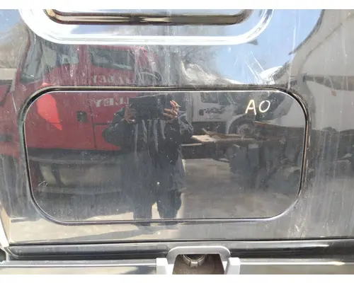FREIGHTLINER CASCADIA 126 DOOR, COMPARTMENT