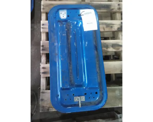 FREIGHTLINER CASCADIA 126 DOOR, COMPARTMENT