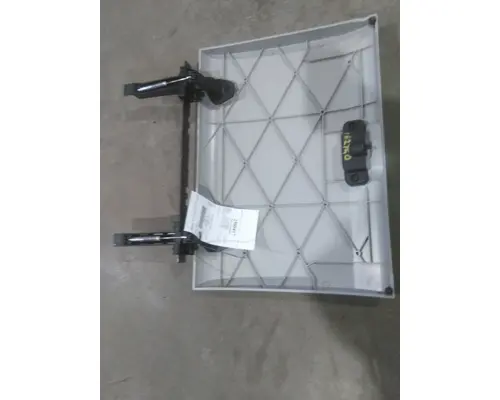 FREIGHTLINER CASCADIA 126 DOOR, COMPARTMENT