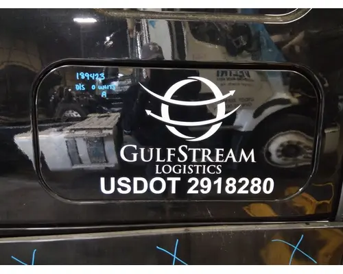 FREIGHTLINER CASCADIA 126 DOOR, COMPARTMENT