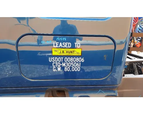 FREIGHTLINER CASCADIA 126 DOOR, COMPARTMENT