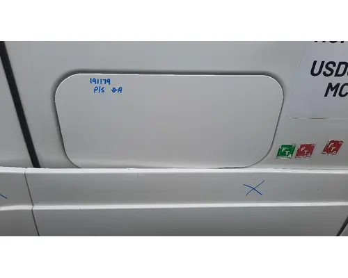 FREIGHTLINER CASCADIA 126 DOOR, COMPARTMENT