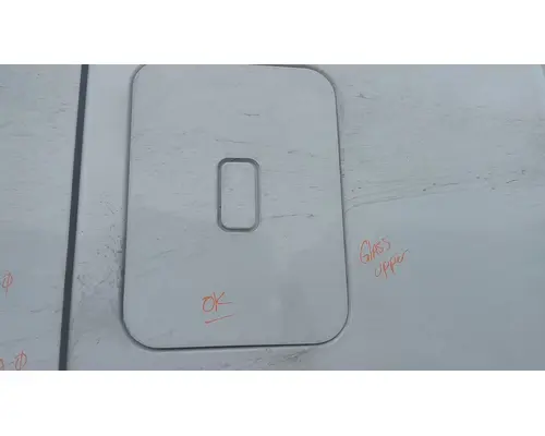 FREIGHTLINER CASCADIA 126 DOOR, COMPARTMENT
