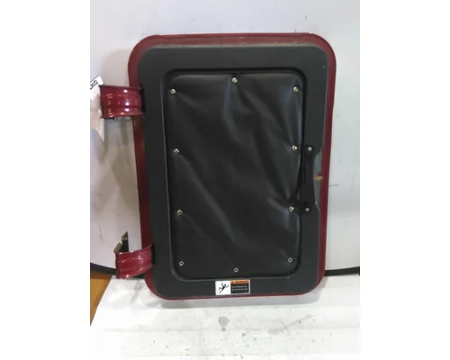 FREIGHTLINER CASCADIA 126 DOOR, COMPARTMENT