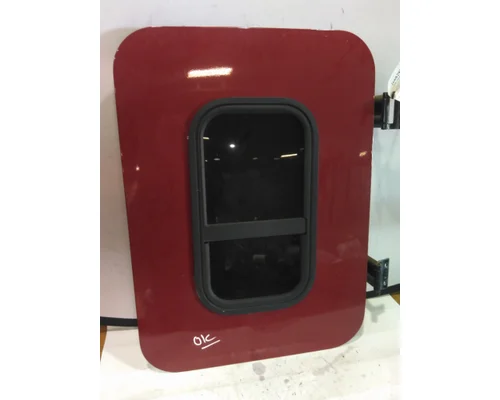 FREIGHTLINER CASCADIA 126 DOOR, COMPARTMENT