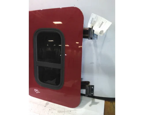 FREIGHTLINER CASCADIA 126 DOOR, COMPARTMENT