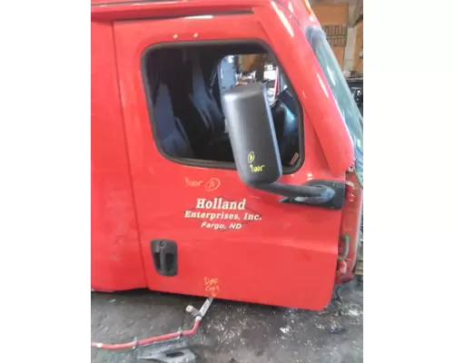 FREIGHTLINER CASCADIA 126 DOOR ASSEMBLY, FRONT