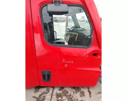 FREIGHTLINER CASCADIA 126 DOOR ASSEMBLY, FRONT