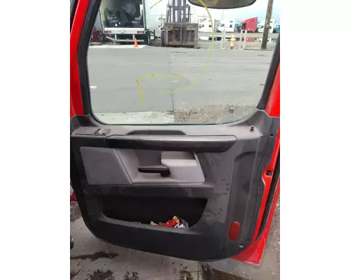 FREIGHTLINER CASCADIA 126 DOOR ASSEMBLY, FRONT