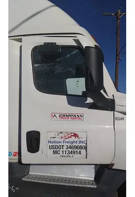 FREIGHTLINER CASCADIA 126 DOOR ASSEMBLY, FRONT