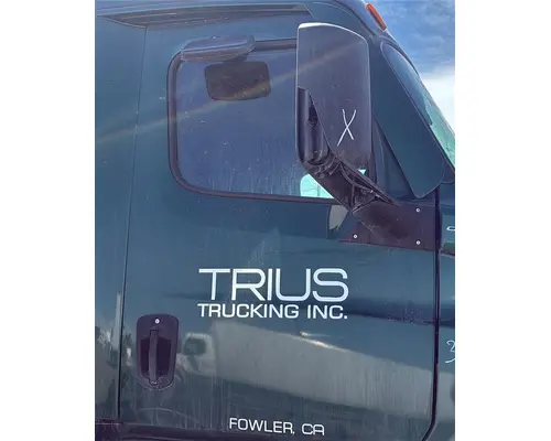 FREIGHTLINER CASCADIA 126 DOOR ASSEMBLY, FRONT