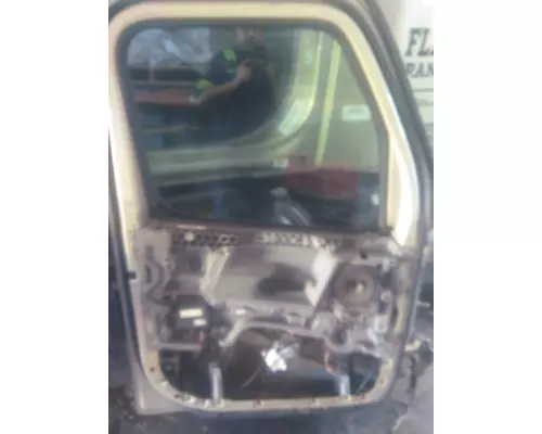 FREIGHTLINER CASCADIA 126 DOOR ASSEMBLY, FRONT