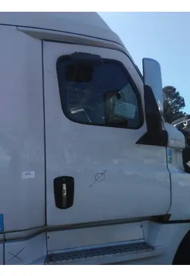 FREIGHTLINER CASCADIA 126 DOOR ASSEMBLY, FRONT