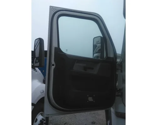 FREIGHTLINER CASCADIA 126 DOOR ASSEMBLY, FRONT