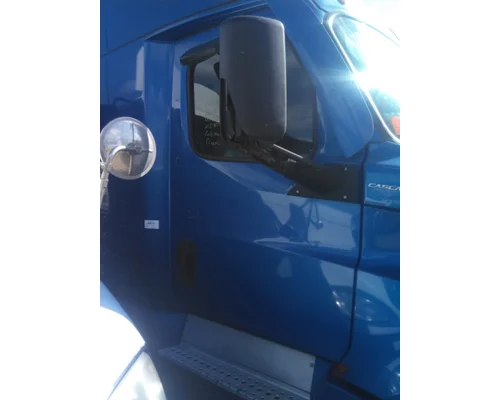 FREIGHTLINER CASCADIA 126 DOOR ASSEMBLY, FRONT