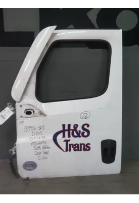 FREIGHTLINER CASCADIA 126 DOOR ASSEMBLY, FRONT