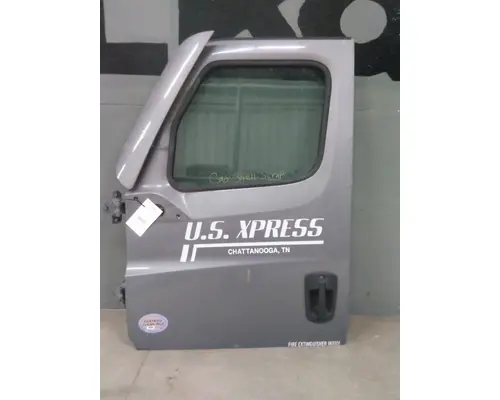 FREIGHTLINER CASCADIA 126 DOOR ASSEMBLY, FRONT