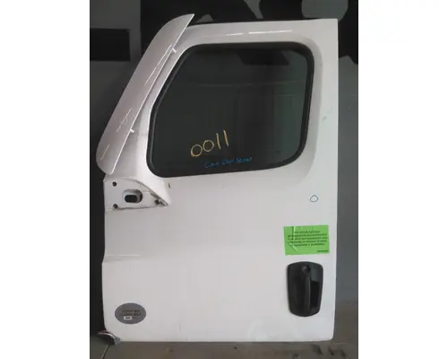 FREIGHTLINER CASCADIA 126 DOOR ASSEMBLY, FRONT
