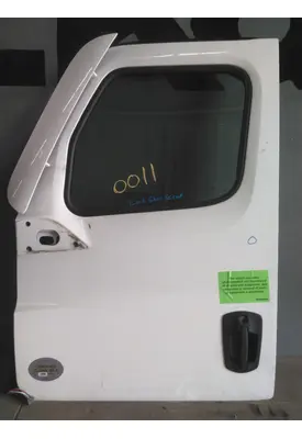 FREIGHTLINER CASCADIA 126 DOOR ASSEMBLY, FRONT