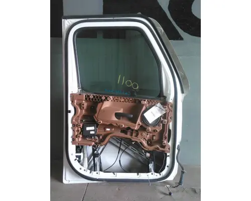 FREIGHTLINER CASCADIA 126 DOOR ASSEMBLY, FRONT