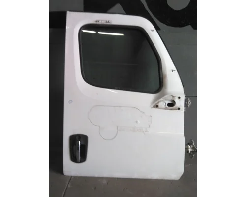 FREIGHTLINER CASCADIA 126 DOOR ASSEMBLY, FRONT
